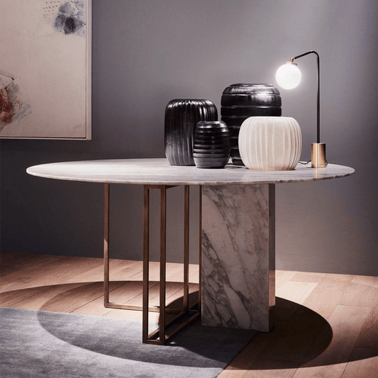 Vanus | Dining Table